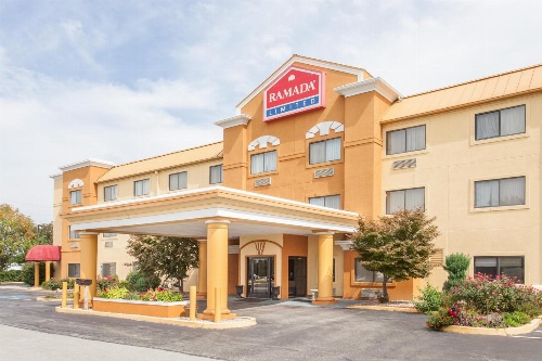 Ramada Limited Decatur image 3